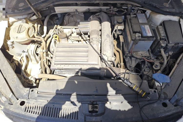 Used Volkswagen Lamando 2015 280TSI DSG Comfort Edition Engine Bay