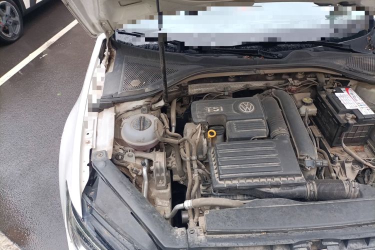 Used Volkswagen Lamando 2015 230TSI DSG Fashion Edition Engine Bay Right