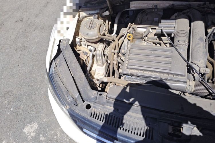 Used Volkswagen Lamando 2015 280TSI DSG Comfort Edition Engine Bay Right