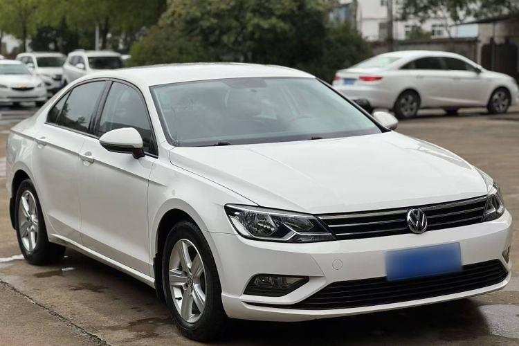 Used Volkswagen Lamando 2015 230TSI Manual Trend Edition Exterior 1