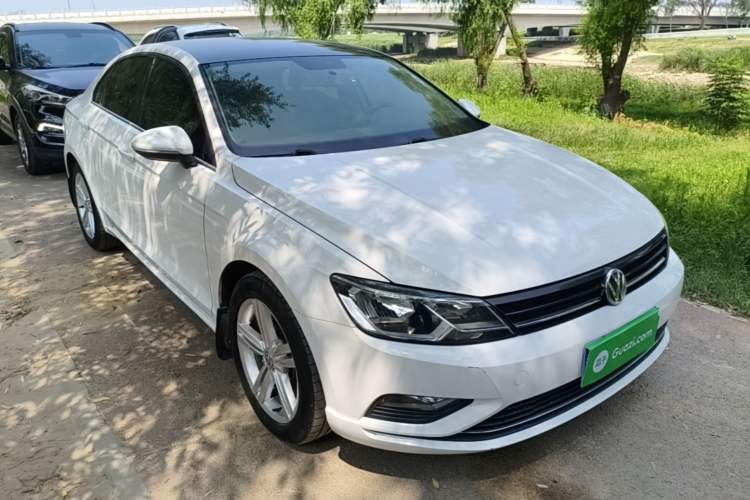 Used Volkswagen Lamando 2015 330TSI DSG Comfort Edition Exterior 1