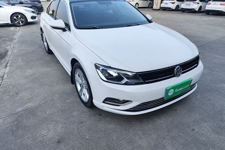 Used Volkswagen Lamando 2015 280TSI DSG Comfort Edition Exterior 1