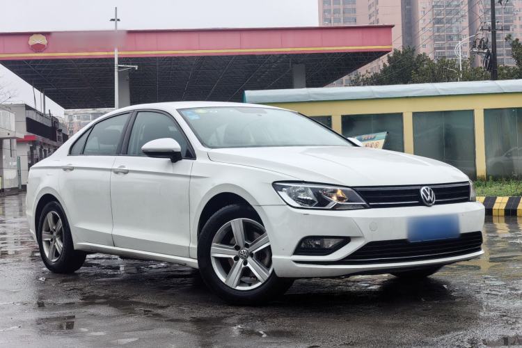 Used Volkswagen Lamando 2015 230TSI Manual Trend Edition Exterior 1