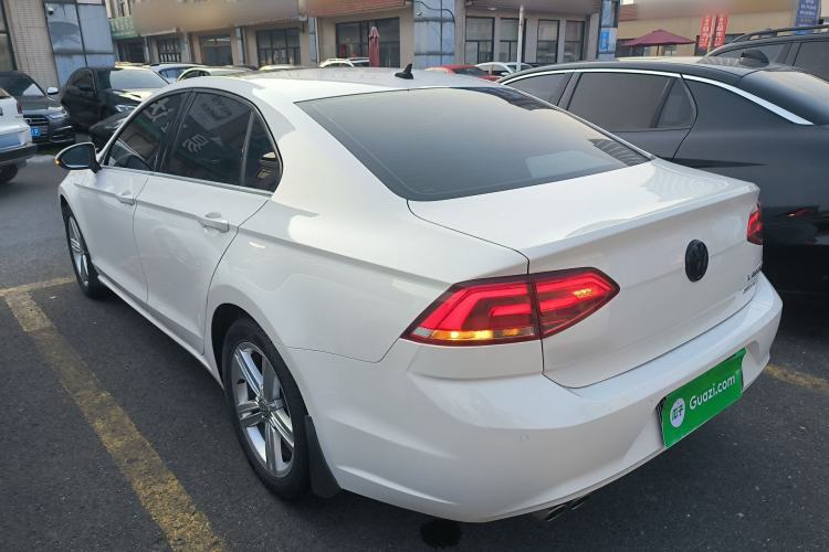 Used Volkswagen Lamando 2015 280TSI DSG Comfort Edition Exterior 2