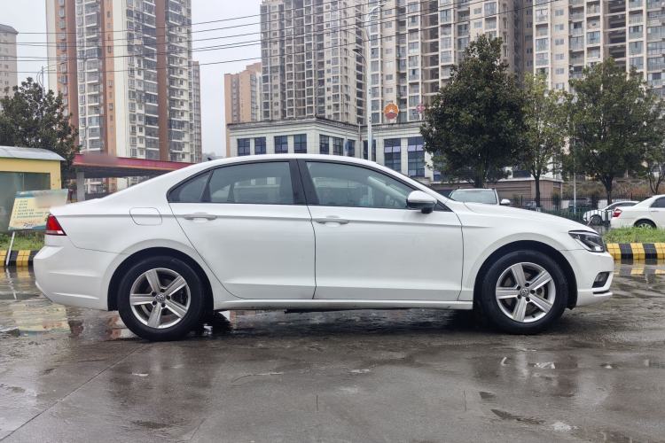 Used Volkswagen Lamando 2015 230TSI Manual Trend Edition Exterior 2