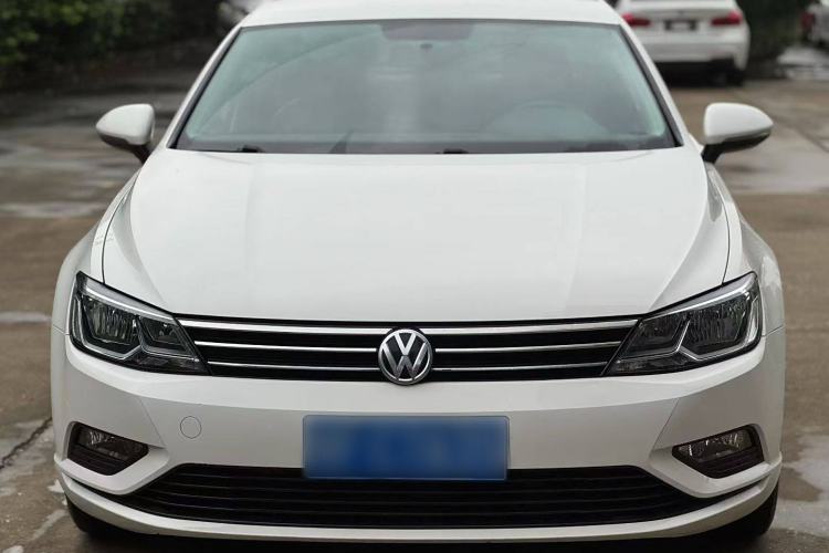 Used Volkswagen Lamando 2015 230TSI Manual Trend Edition Exterior 4