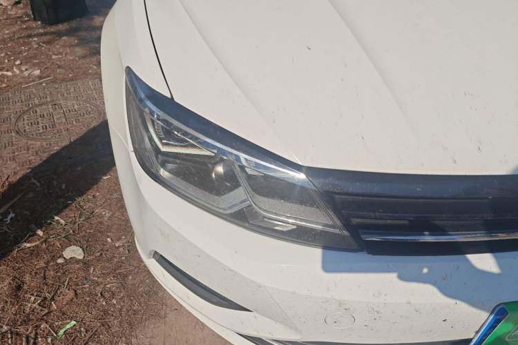 Used Volkswagen Lamando 2015 280TSI Manual Comfort Edition Exterior 4