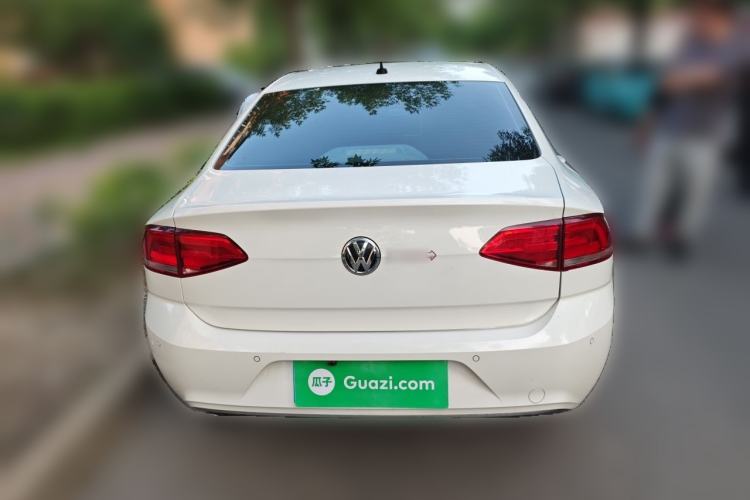 Used Volkswagen Lamando 2015 280TSI DSG Comfort Edition Exterior 4
