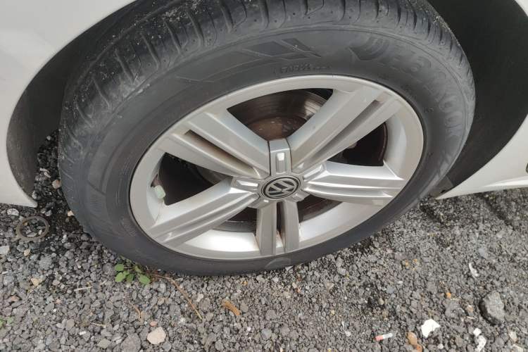 Used Volkswagen Lamando 2015 330TSI DSG Comfort Edition Exterior 5