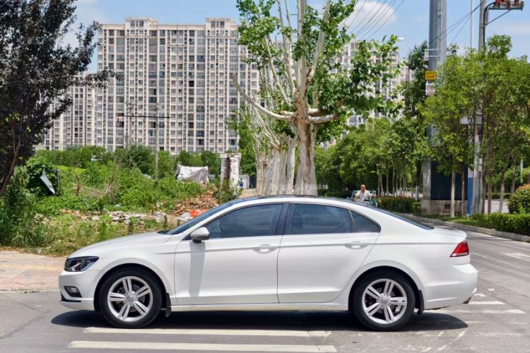 Used Volkswagen Lamando 2015 280TSI Manual Comfort Edition Exterior 8