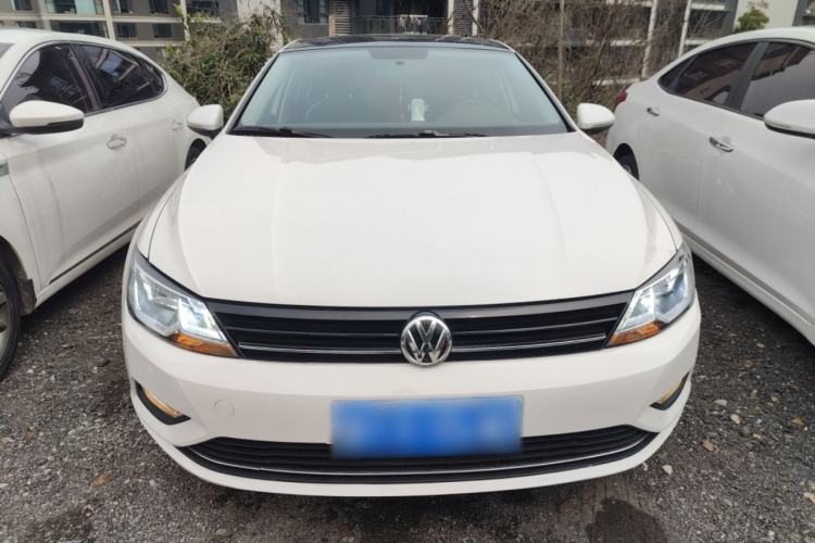 Used Volkswagen Lamando 2015 330TSI DSG Comfort Edition Front