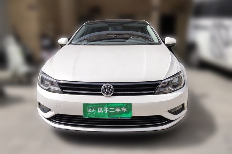 Used Volkswagen Lamando 2015 280TSI Manual Comfort Edition Front
