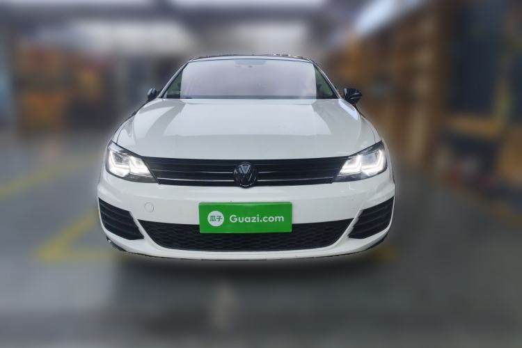 Used Volkswagen Lamando 2015 230TSI DSG Fashion Edition Front