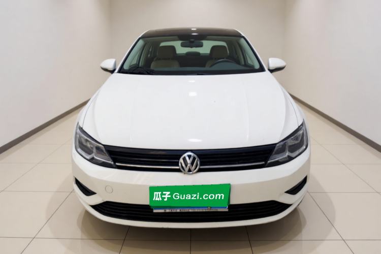 Used Volkswagen Lamando 2015 230TSI DSG Fashion Edition Front