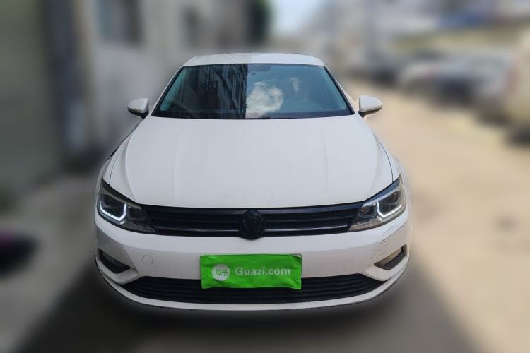 Used Volkswagen Lamando 2015 230TSI DSG Fashion Edition Front