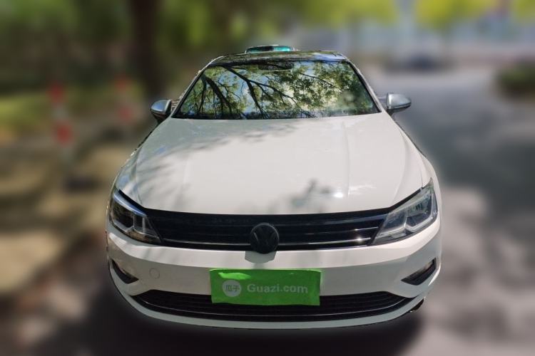 Used Volkswagen Lamando 2015 280TSI Manual Comfort Edition Front