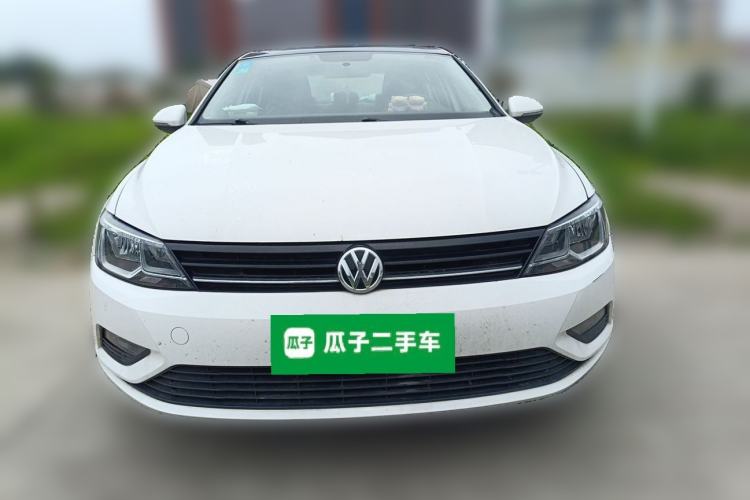 Used Volkswagen Lamando 2015 230TSI DSG Fashion Edition Front