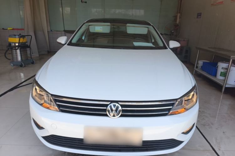 Used Volkswagen Lamando 2015 230TSI DSG Fashion Edition Front