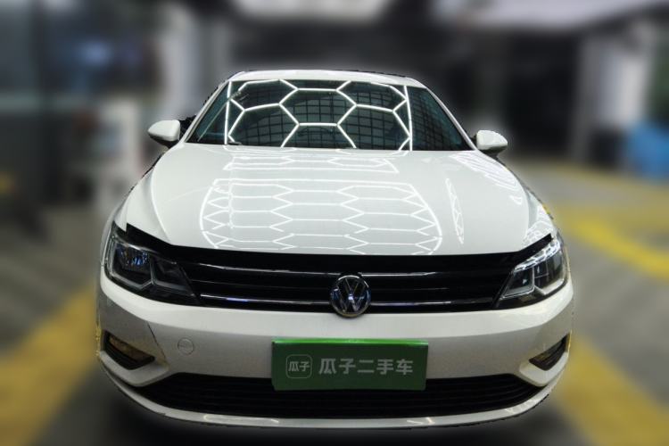 Used Volkswagen Lamando 2015 230TSI DSG Fashion Edition Front