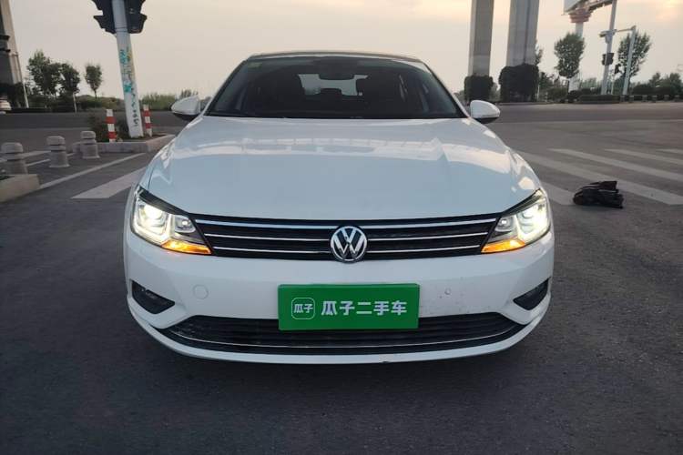 Used Volkswagen Lamando 2015 330TSI DSG Luxury Edition Front