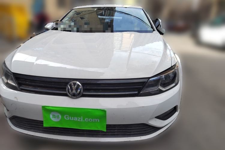 Used Volkswagen Lamando 2015 230TSI Manual Trend Edition Front
