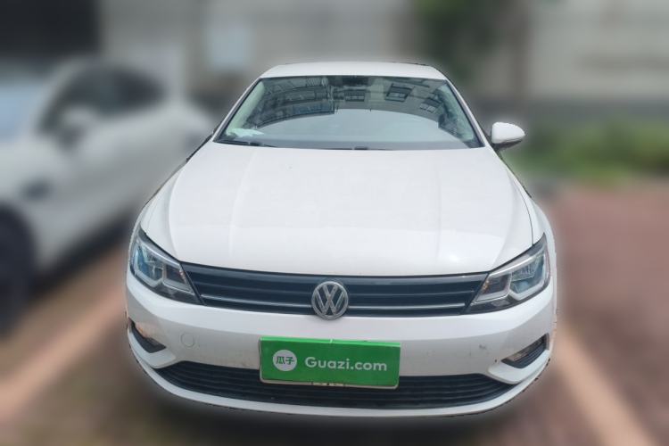 Used Volkswagen Lamando 2015 230TSI DSG Fashion Edition Front