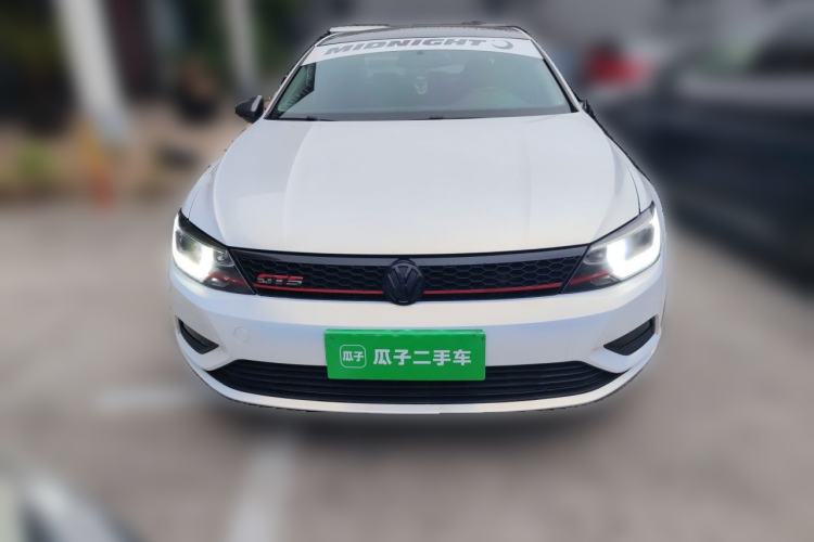 Used Volkswagen Lamando 2015 280TSI DSG Comfort Edition Front