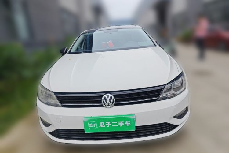 Used Volkswagen Lamando 2015 230TSI Manual Trend Edition Front
