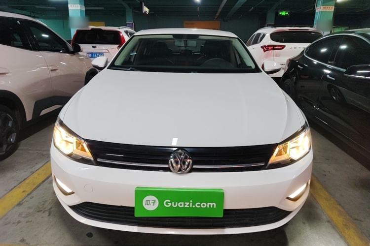 Used Volkswagen Lamando 2015 230TSI DSG Fashion Edition Front