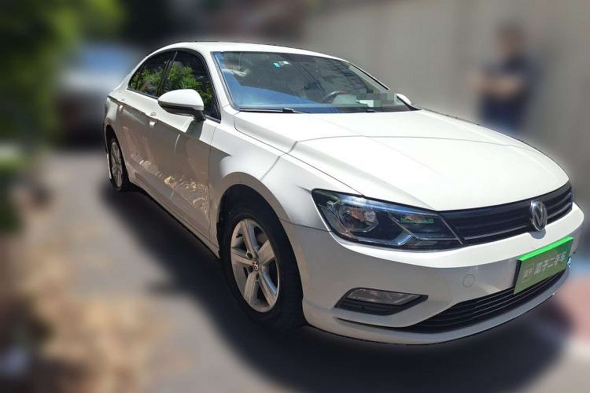 Used Volkswagen Lamando 2015 230TSI DSG Fashion Edition Front Right 45 Deg