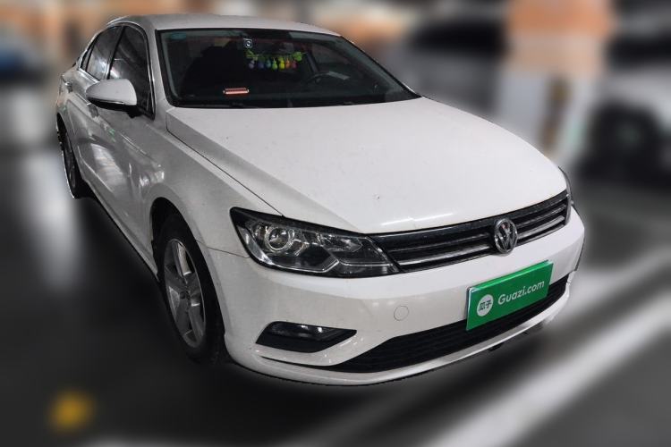 Used Volkswagen Lamando 2015 230TSI DSG Fashion Edition Front Right 45 Deg