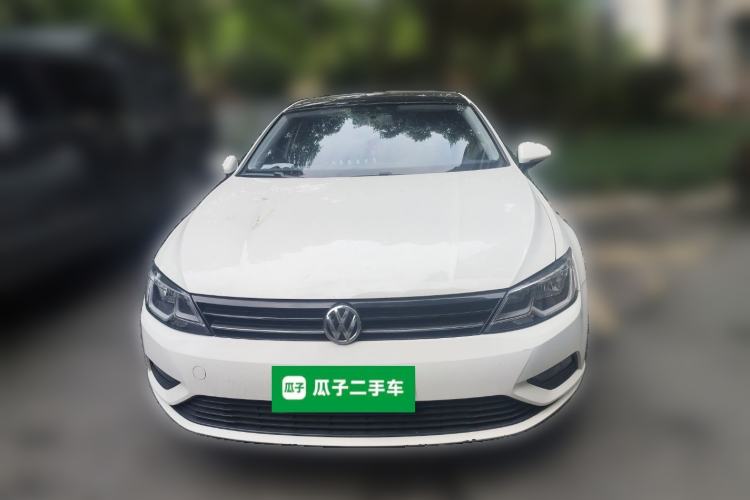 Used Volkswagen Lamando 2015 230TSI Manual Trend Edition Front