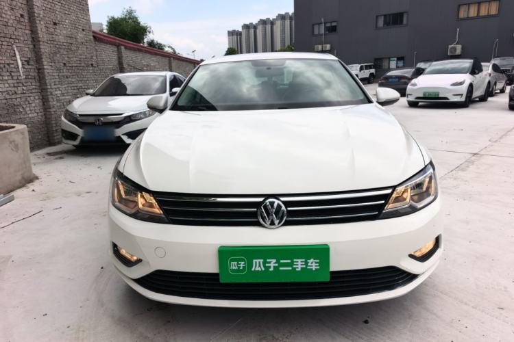 Used Volkswagen Lamando 2015 230TSI DSG Fashion Edition Front