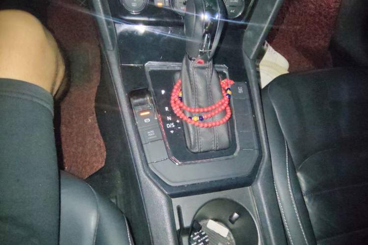 Used Volkswagen Lamando 2015 280TSI DSG Comfort Edition Gear Lever