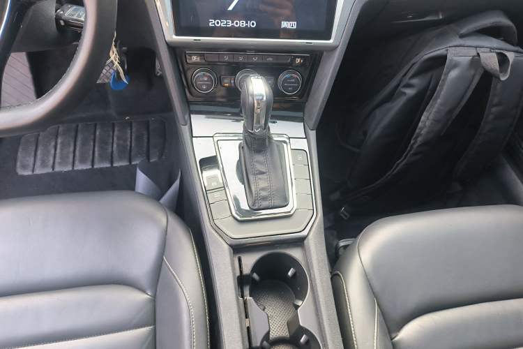 Used Volkswagen Lamando 2015 280TSI DSG Comfort Edition Gear Lever