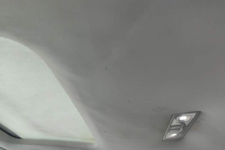 Used Volkswagen Lamando 2015 280TSI DSG Comfort Edition Headliner