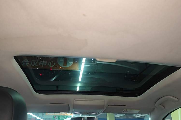 Used Volkswagen Lamando 2015 330TSI DSG Comfort Edition Headliner