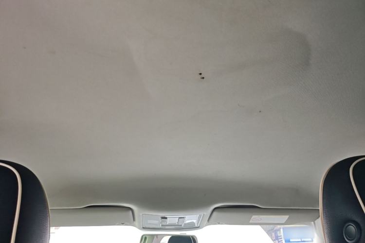 Used Volkswagen Lamando 2015 230TSI DSG Fashion Edition Headliner