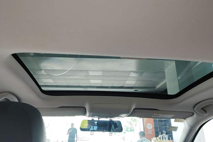 Used Volkswagen Lamando 2015 280TSI DSG Comfort Edition Headliner