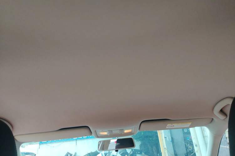 Used Volkswagen Lamando 2015 230TSI DSG Fashion Edition Headliner
