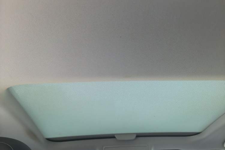 Used Volkswagen Lamando 2015 280TSI DSG Comfort Edition Headliner
