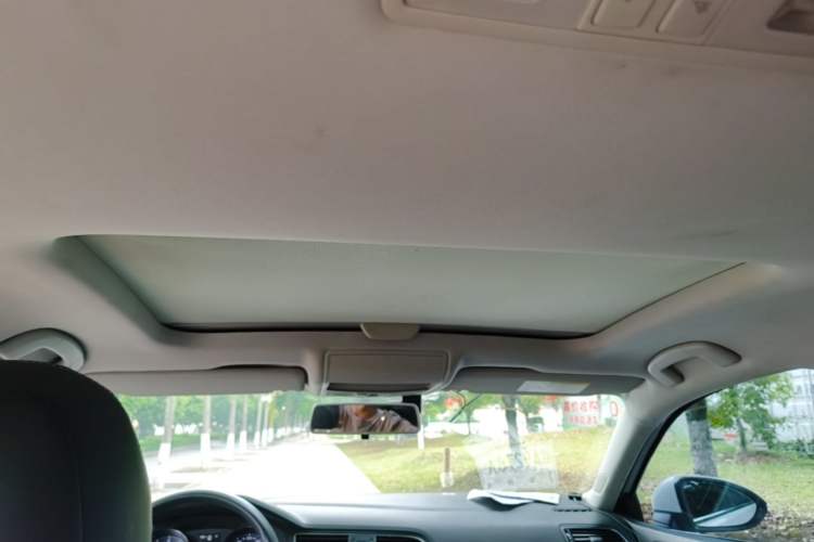 Used Volkswagen Lamando 2015 230TSI DSG Fashion Edition Headliner