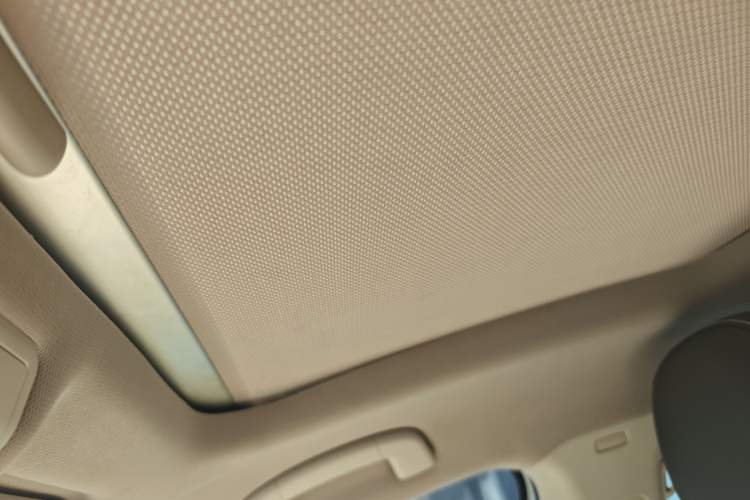 Used Volkswagen Lamando 2015 280TSI DSG Comfort Edition Headliner