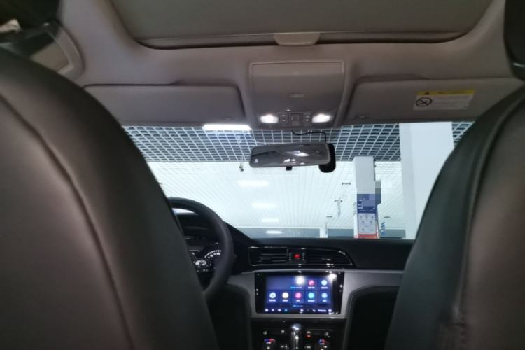 Used Volkswagen Lamando 2015 280TSI DSG Comfort Edition Headliner