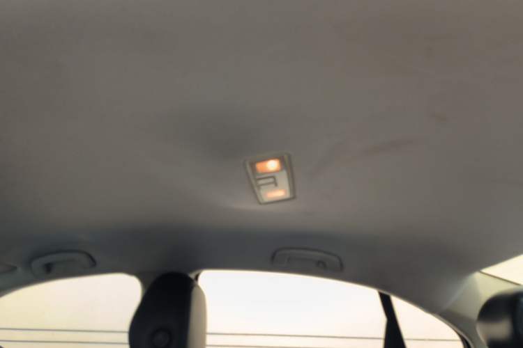 Used Volkswagen Lamando 2015 230TSI DSG Fashion Edition Headliner