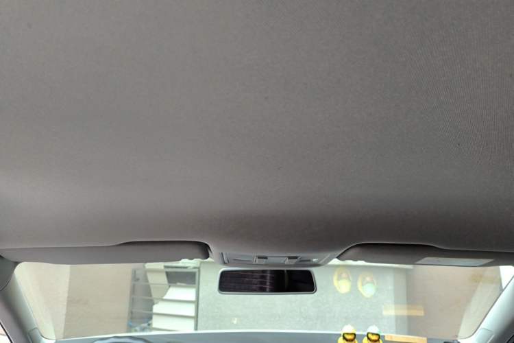 Used Volkswagen Lamando 2015 230TSI DSG Fashion Edition Headliner