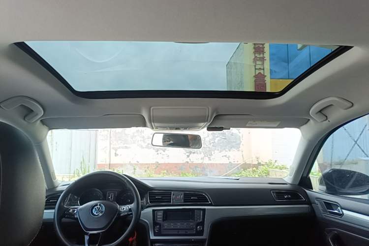 Used Volkswagen Lamando 2015 280TSI DSG Comfort Edition Headliner