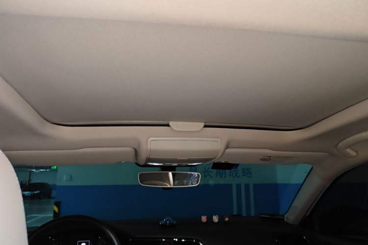 Used Volkswagen Lamando 2015 280TSI DSG Luxury Edition Headliner