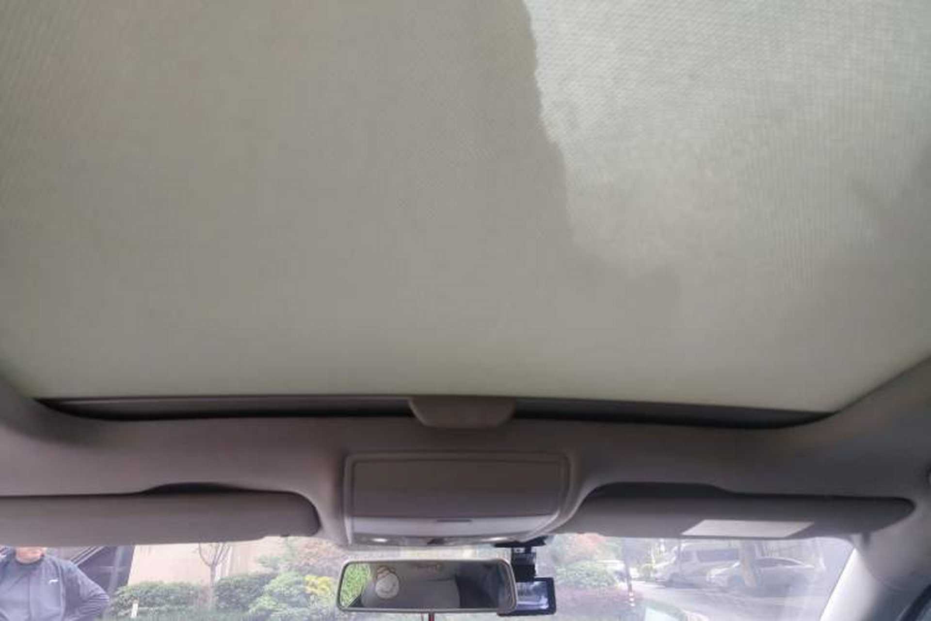 Used Volkswagen Lamando 2015 230TSI Manual Trend Edition Headliner