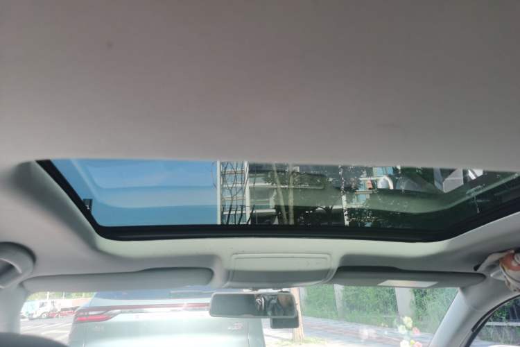 Used Volkswagen Lamando 2015 280TSI DSG Comfort Edition Headliner